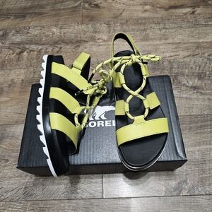 New Sorel Roaming lace sandals women's size 8